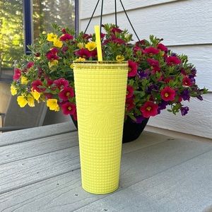 Starbucks 24 oz Cold Cup Matte Yellow NEW